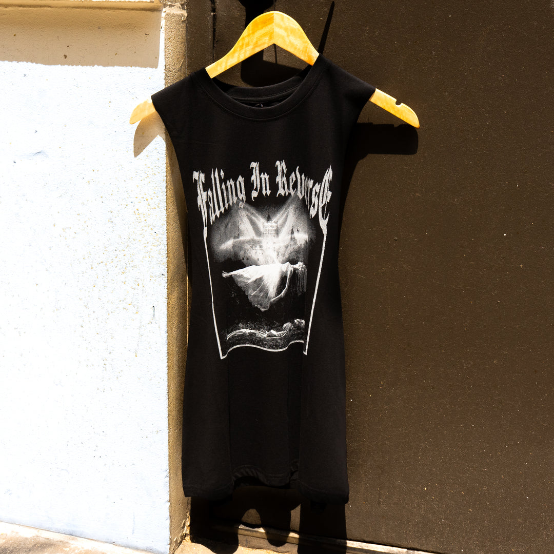 Falling In Reverse Floating Tank